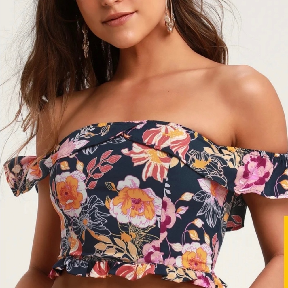 Women’s Top Lulu’s Acapulco Sun Navy Blue Floral Print Off-The-Shoulder Crop NWT